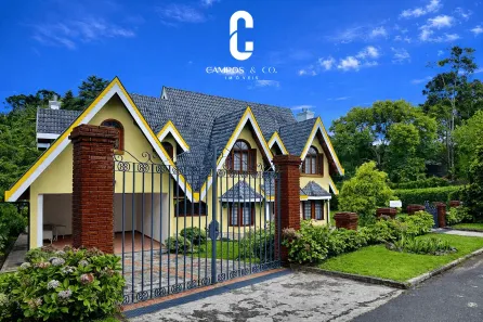 Casa de Condomínio com 4 Quartos à venda, 380m² no Jardim Véu da Noiva, Campos do Jordão