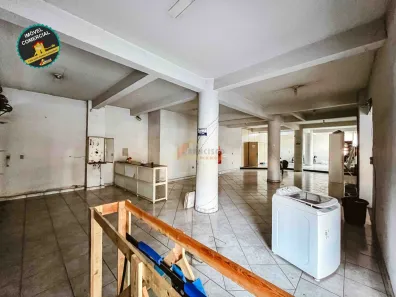 Ponto Comercial para alugar, 220m² no São José, Divinópolis