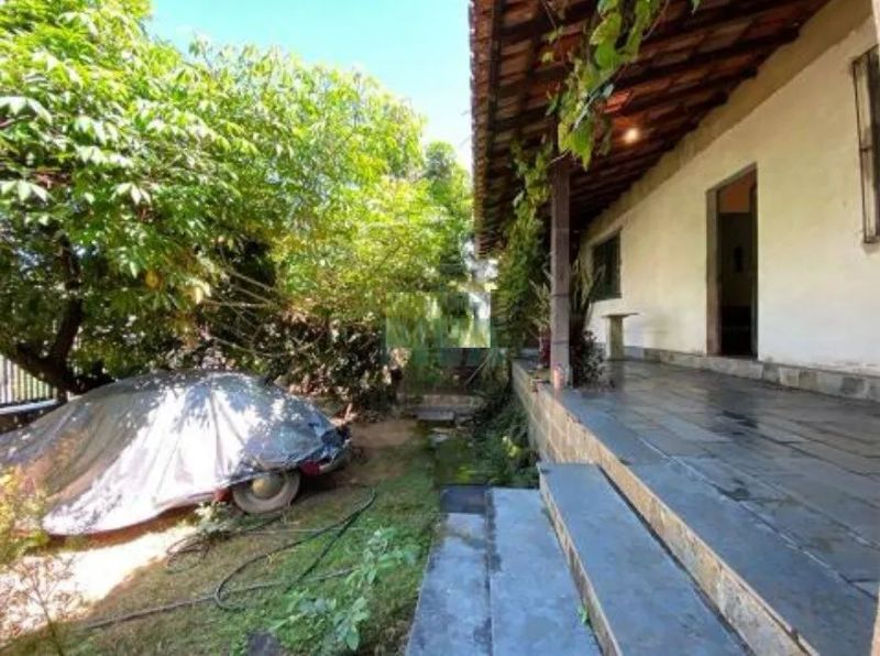 Casa com 2 quartos — Alto Caiçaras, Belo Horizonte