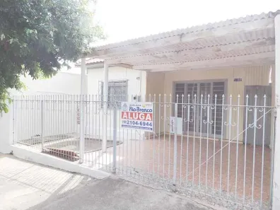 Casa com 2 Quartos para alugar, 103m² no Jardim Aviação, Presidente Prudente