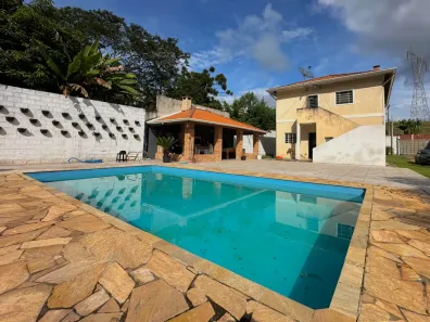 Fazenda/Sítio com 3 Quartos à venda, 1000m² no Vitória Régia, Atibaia