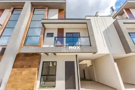 Sobrado com 3 Quartos à venda, 115m² no Novo Mundo, Curitiba