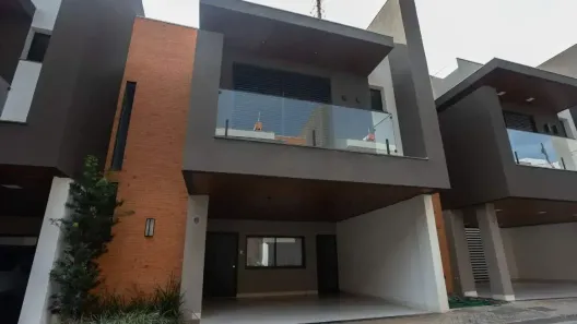 Casa de Condomínio com 3 Quartos à venda, 165m² no Carandá Bosque, Campo Grande