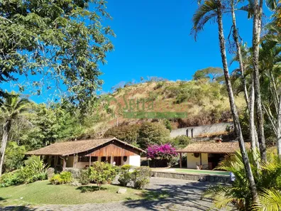 Fazenda/Sítio com 4 Quartos para alugar, 300m² no Centro, Areal