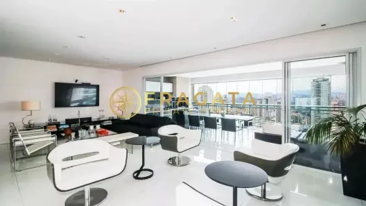 Apartamento com 3 Quartos à venda, 206m² no Vila Romana, São Paulo