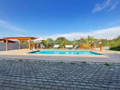 Fazenda/Sítio com 4 Quartos à venda, 1200m² no Dona Catarina, Mairinque