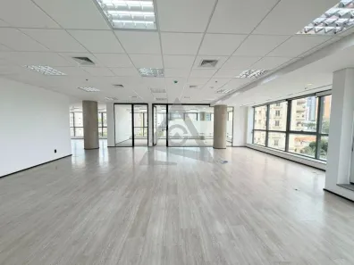 Sala Comercial para alugar, 212m² no Cambuí, Campinas