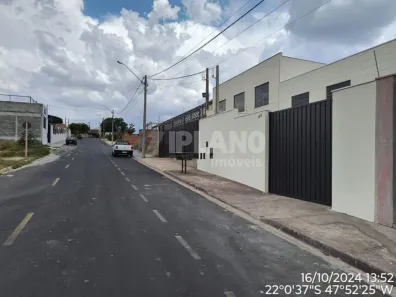 Galpão/Depósito/Armazém para alugar, 200m² no Vila Max, São Carlos