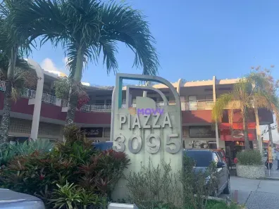 Ponto Comercial à venda, 64m² no Itaipu, Niterói