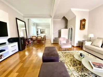 Casa com 3 Quartos à venda, 260m² no Vila Mariana, São Paulo