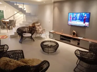 Casa com 3 Quartos à venda, 360m² no Jardim Sabará, Porto Alegre