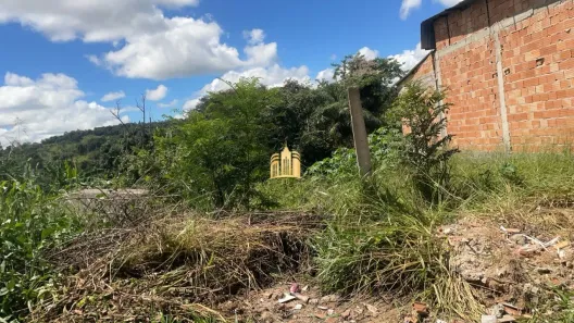 Lote/Terreno à venda, 360m² no Melo Viana, Esmeraldas