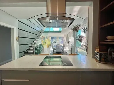 Casa com 3 Quartos à venda, 350m² no Iririú, Joinville