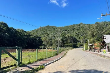 Lote/Terreno à venda, 2126m² no Ouvidor, Garopaba