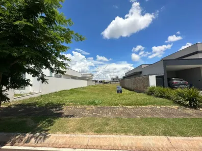 Lote/Terreno à venda, 300m² no Carimã, Foz do Iguaçu