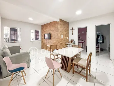 Casa de Condomínio com 4 Quartos à venda, 110m² no Jóquei Clube, Fortaleza