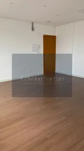 Sala Comercial à venda, 32m² no Centro, Jacareí