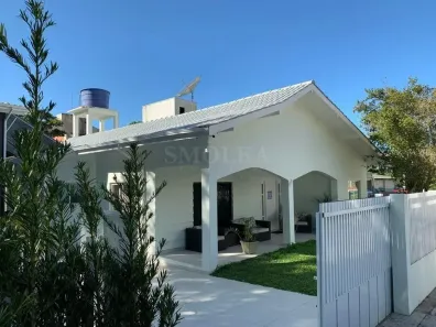 Imóvel Comercial com 7 Quartos à venda, 303m² no Canasvieiras, Florianópolis