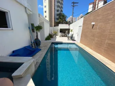 Casa com 6 Quartos à venda, 340m² no Vila Mariana, São Paulo