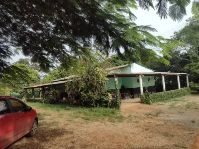 Fazenda/Sítio com 10 Quartos à venda, 40000m² no , Brasília