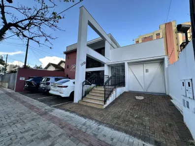 Imóvel Comercial com 5 Quartos para alugar, 350m² no Centro, Londrina