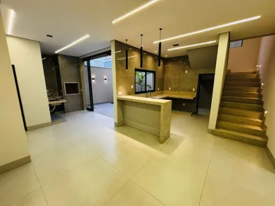 Casa com 3 Quartos à venda, 168m² no Grand Ville, Uberlândia