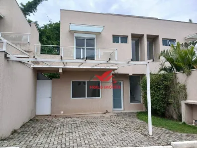 Sobrado com 3 Quartos para alugar, 203m² no Jardim Rebelato, Cotia
