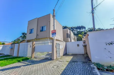 Sobrado com 3 Quartos à venda, 72m² no Pinheirinho, Curitiba