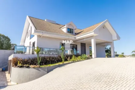 Casa com 4 Quartos à venda, 600m² no Butiatuvinha, Curitiba