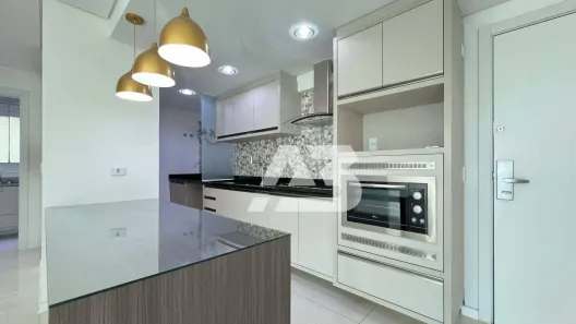Apartamento com 2 Quartos para alugar, 59m² no Batel, Curitiba