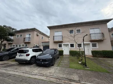 Casa de Condomínio com 3 Quartos para alugar, 93m² no Jardim Colibri, Embu das Artes