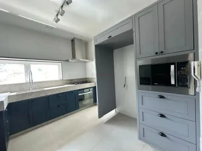 Apartamento com 4 Quartos à venda, 227m² no Centro, Juiz de Fora