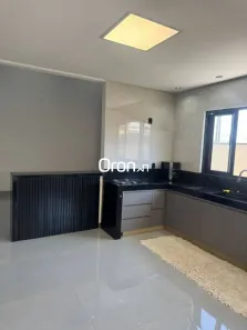Casa de Condomínio com 3 Quartos à venda, 198m² no Residencial Condomínio Jardim Veneza, Senador Canedo