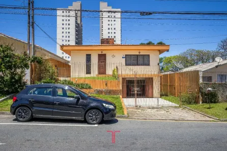 Casa com 3 Quartos à venda, 200m² no Capão Raso, Curitiba