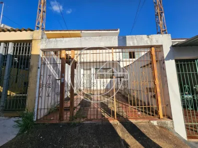 Casa com 2 Quartos para alugar, 10m² no Centro, Marília