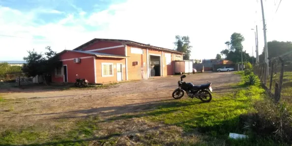 Galpão/Depósito/Armazém com 2 Quartos à venda, 367m² no Camobi, Santa Maria