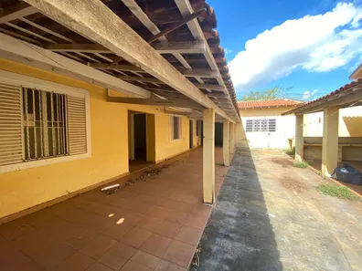 Casa com 8 Quartos à venda, 1057m² no Vila Mendonça, Araçatuba