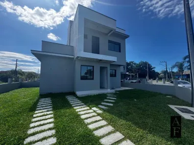 Sobrado com 3 Quartos à venda, 117m² no Campo D'una, Garopaba