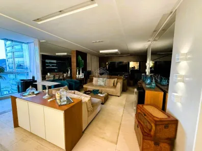 Apartamento com 3 Quartos para alugar, 170m² no Enseada do Suá, Vitória
