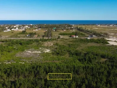 Lote/Terreno à venda, 300m² no , Balneário Gaivota