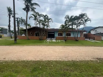 Casa com 6 Quartos à venda, 259m² no Lagoinha, Ubatuba