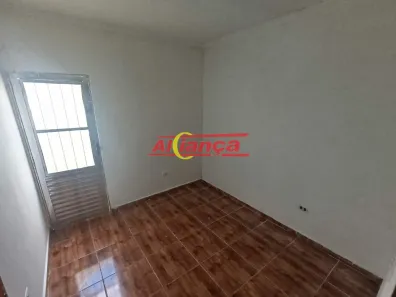 Casa com 1 Quarto para alugar, 33m² no Jardim Dourado, Guarulhos