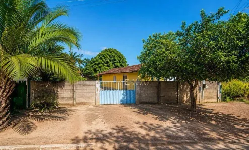 Casa com 3 Quartos à venda, 120m² no Itapirapuã, Itapirapuã