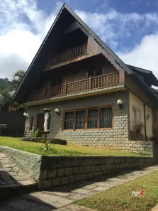 Casa de Condomínio com 4 Quartos à venda, 372m² no Mosela, Petrópolis