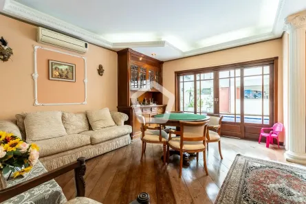 Casa com 5 Quartos à venda, 450m² no Vila Tramontano, São Paulo