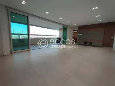 Apartamento com 4 Quartos para alugar, 197m² no Osvaldo Rezende, Uberlândia