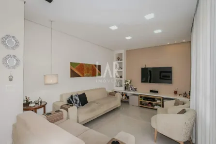 Casa com 5 Quartos à venda, 300m² no Jardim América, Belo Horizonte