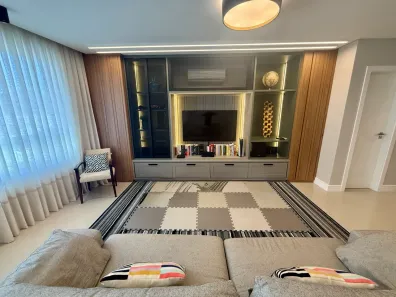 Apartamento com 3 Quartos à venda, 137m² no Pioneiros, Balneário Camboriú