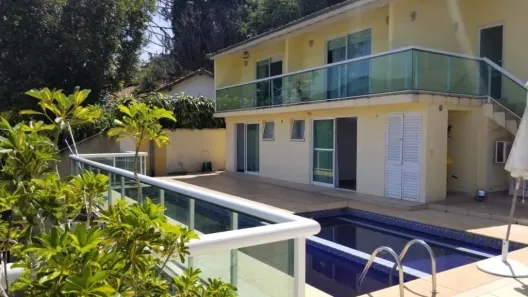 Casa de Condomínio com 5 Quartos à venda, 450m² no Bonsucesso, Petrópolis
