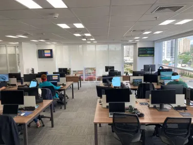 Sala Comercial para alugar, 211m² no Vila Cordeiro, São Paulo